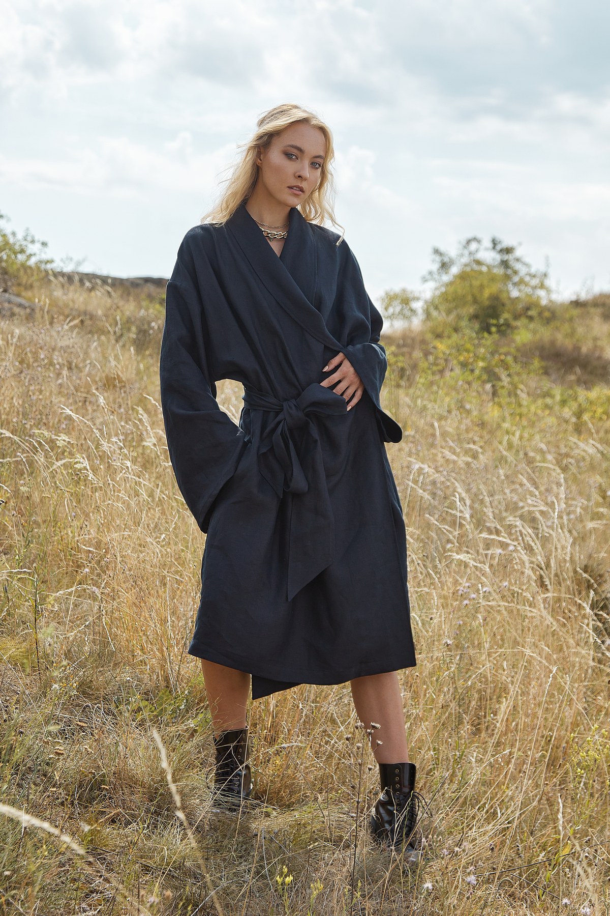 Platzhalter: Ready-to-Wear-Stück auf Bügel